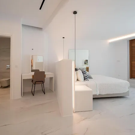 Hotel Arcs & Residences 3*