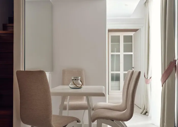 Arcs & Residences Hotell 3*