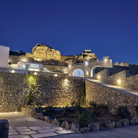 Отель Arcs & Residences