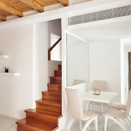 Arcs & Residences Отель 3*